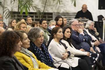 El Cabildo ratifica su compromiso de preservar la Memoria Histórica en la presentación del libro 'Héroes de chabola'/TA.